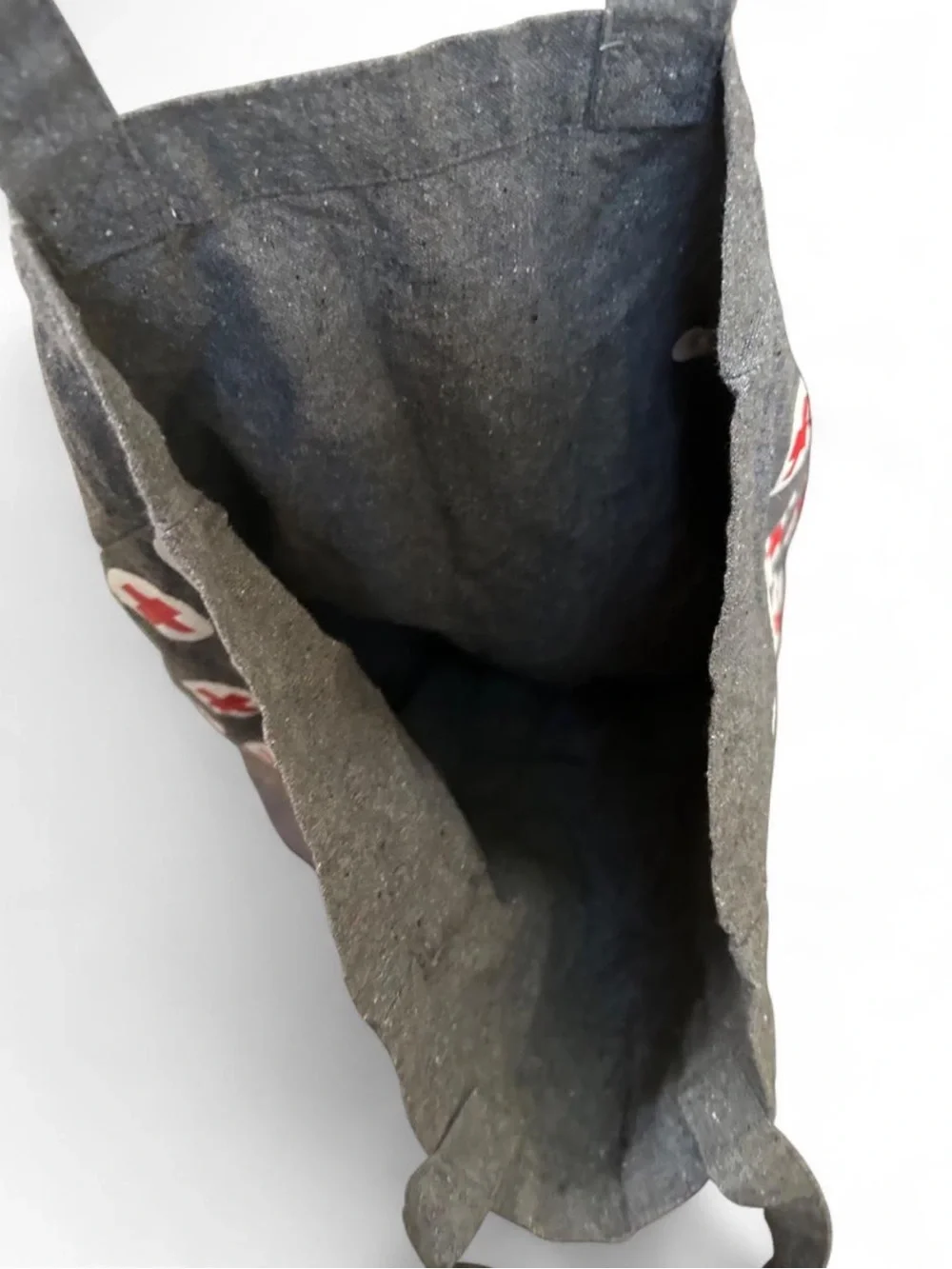 Red Cross official tote